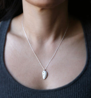 Sea Shell Necklace in Sterling Silver with 7 Diamonds ocean,necklaces sea-shell-necklace-in-sterling-silver-with-7-diamonds 16",17",18"