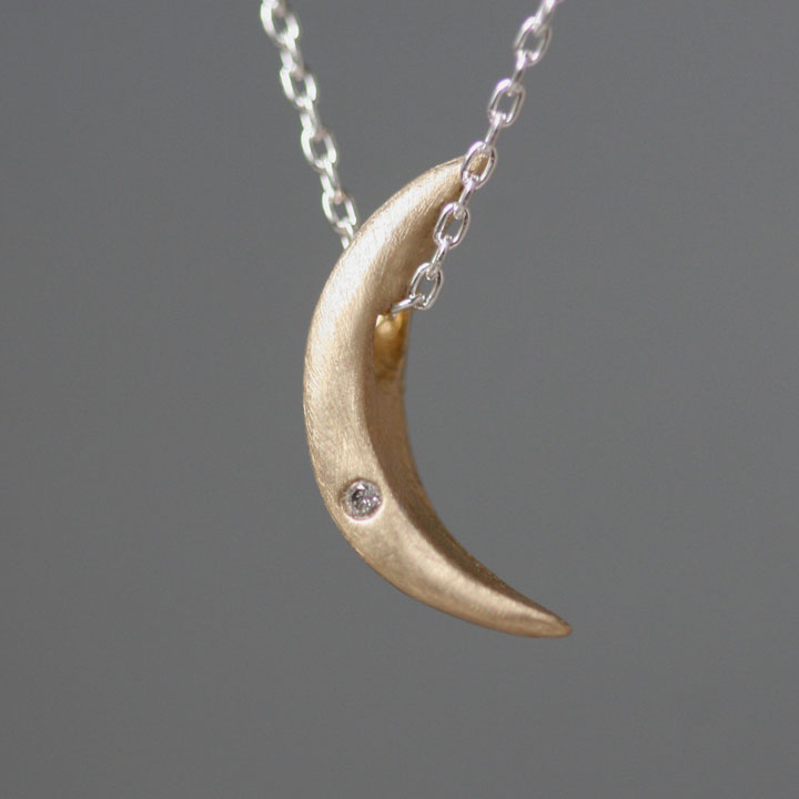 Crescent Moon Name Necklace With Evil Eye – Digital Dress Room