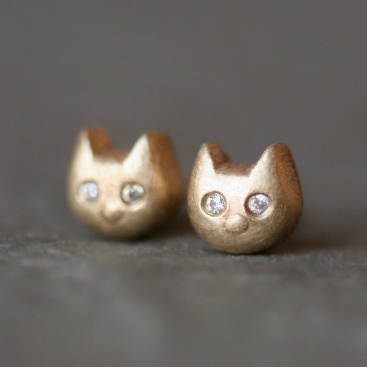 14K White Gold Diamond Cat Earrings  Shin Brothers Jewelers Inc