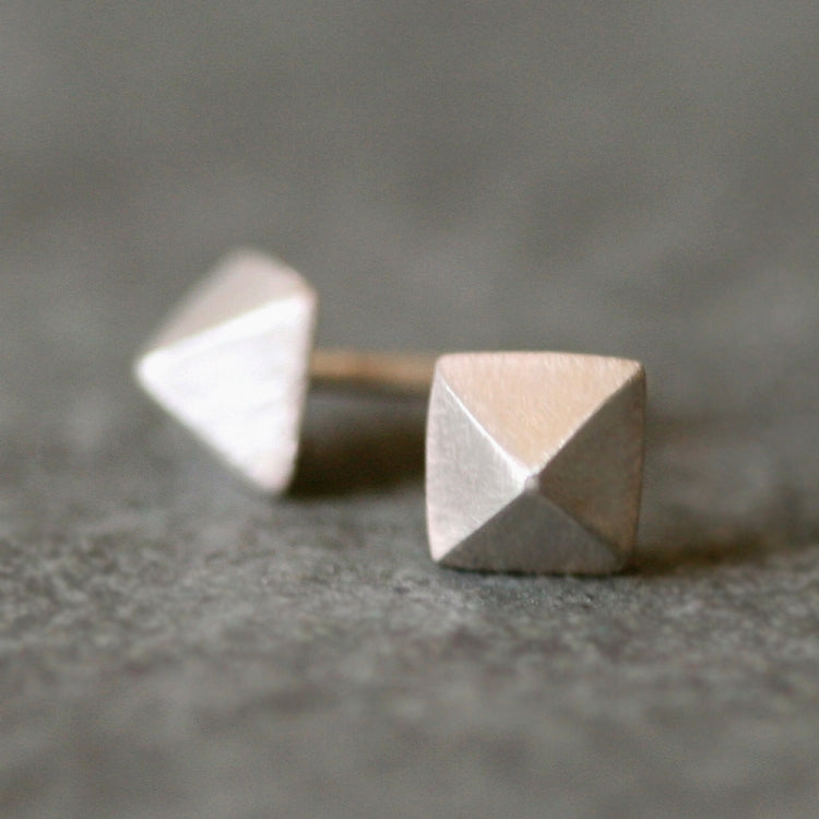 Low Pyramid Stud Earrings in Sterling Silver - Michelle Chang
